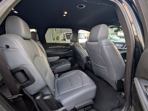 Used 2023 Buick Enclave Essence w/ Trailering Package, 5000 lbs. image 13