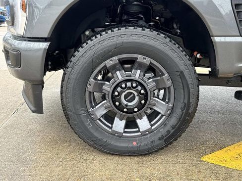 New 2026 Ford F250 XL w/ STX Appearance Package AWD/4WD image 4