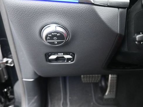 Used 2026 Mercedes-Benz GLC 300 image 16