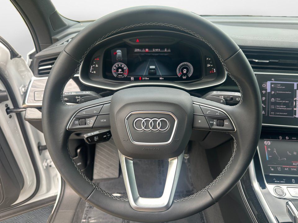 Certified 2026 Audi Q7 3.0T Premium Plus AWD/4WD image 10