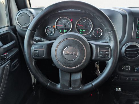 Used 2017 Jeep Wrangler Sport w/ Quick Order Package 24S AWD/4WD image 16