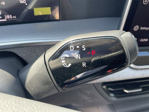 New 2025 Volkswagen Tiguan S image 21