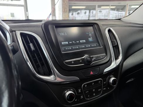 Used 2018 Chevrolet Equinox LT image 46