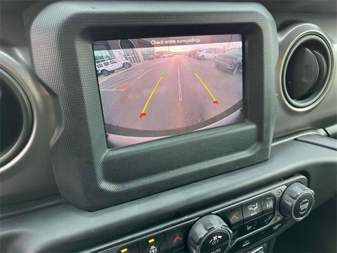 Used 2021 Jeep Wrangler Unlimited Sport S image 31