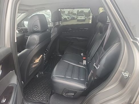 Used 2017 Kia Sorento EX w/ EX Advanced Touring Package FWD image 20
