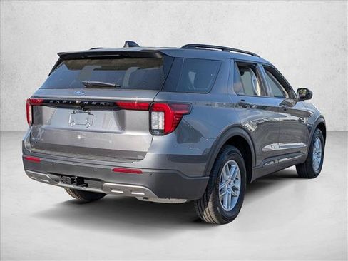 New 2026 Ford Explorer Active w/ Active Comfort Package RWD image 2