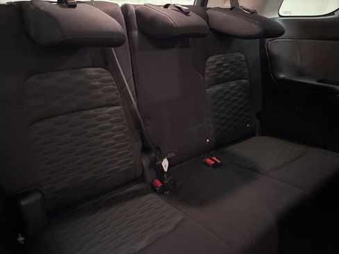 Used 2025 Nissan Pathfinder SV image 20