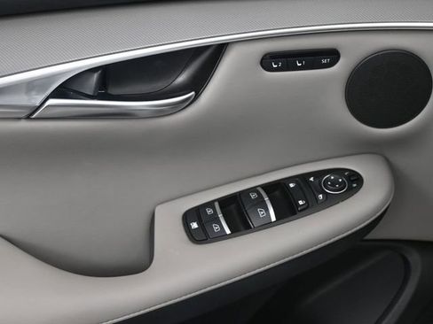 Used 2023 INFINITI QX50 Luxe FWD image 10