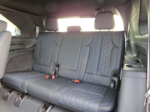 New 2025 Cadillac Escalade IQ Luxury 1 w/ Smart Trailering package image 16