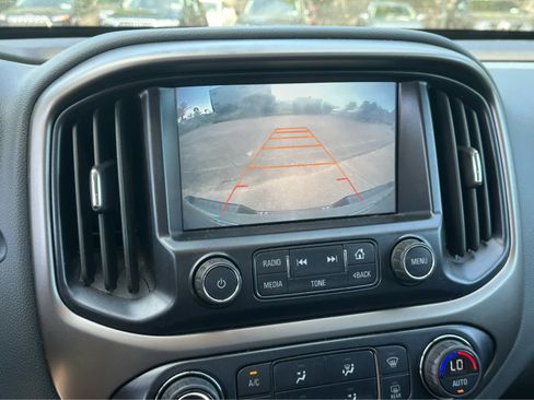Used 2016 Chevrolet Colorado Z71 AWD/4WD image 15