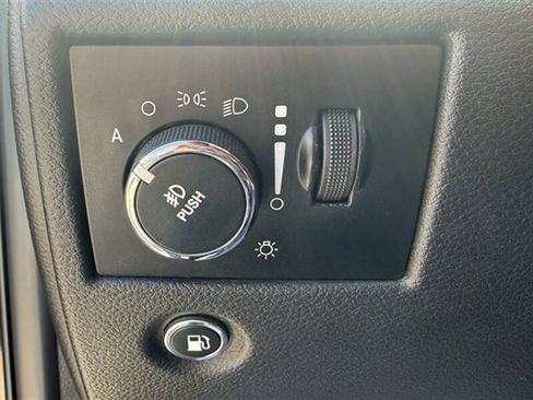 Used 2014 Jeep Grand Cherokee Limited AWD/4WD image 17