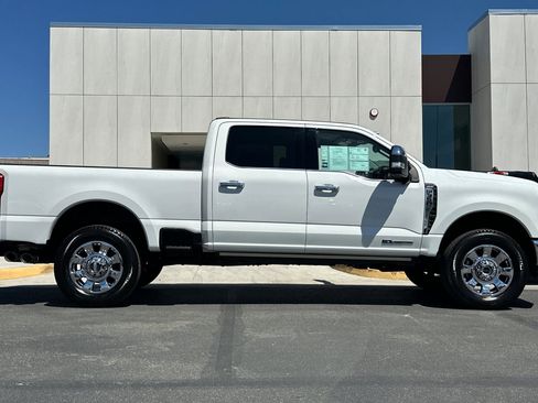 Certified 2023 Ford F350 Lariat w/ Lariat Ultimate Package image 2