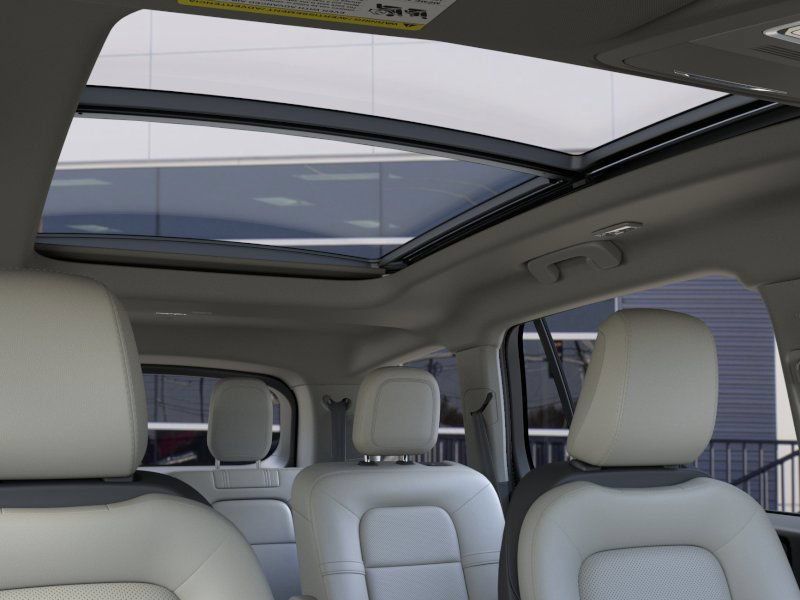 New 2026 Lincoln Aviator AWD image 22
