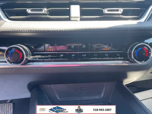 Used 2025 Chevrolet Equinox LT w/ Convenience Package II AWD/4WD image 21
