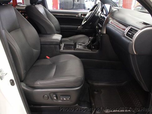 Used 2023 Lexus GX 460 Premium AWD/4WD image 46