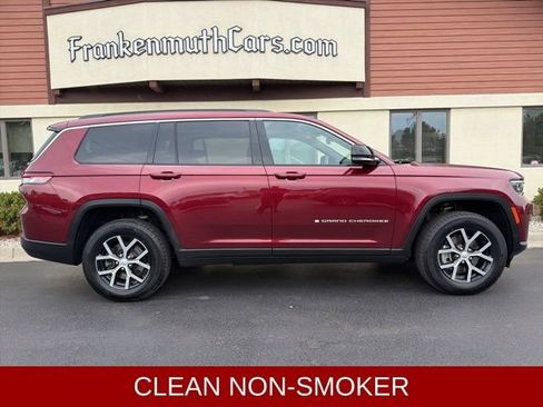 Used 2025 Jeep Grand Cherokee L Limited w/ Trailer Tow Package AWD/4WD image 9
