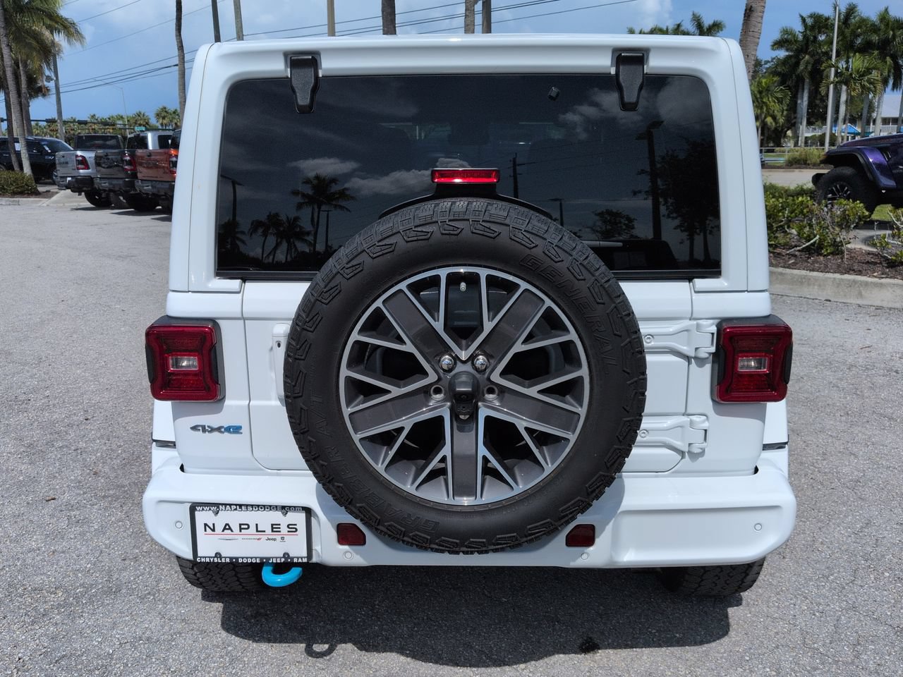 Used 2024 Jeep Wrangler High Altitude AWD/4WD image 6