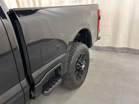 Used 2024 Ford F350 Lariat w/ Lariat Ultimate Package AWD/4WD image 27