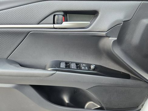 New 2026 Toyota Camry SE w/ Convenience Package FWD image 18