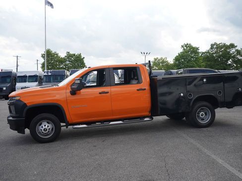 Used 2020 Chevrolet Silverado 3500 W/T w/ WT Convenience Package AWD/4WD image 4