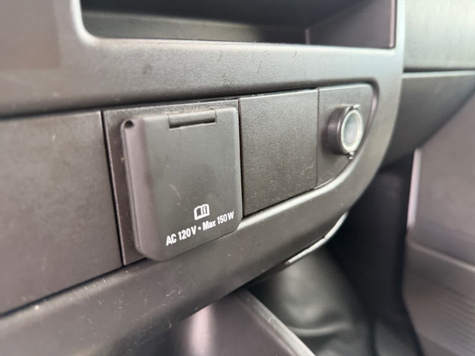 Used 2025 Chevrolet Express 2500 w/ Driver Convenience Package RWD image 27