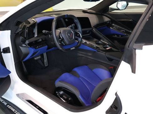 New 2026 Chevrolet Corvette E-Ray AWD/4WD image 20