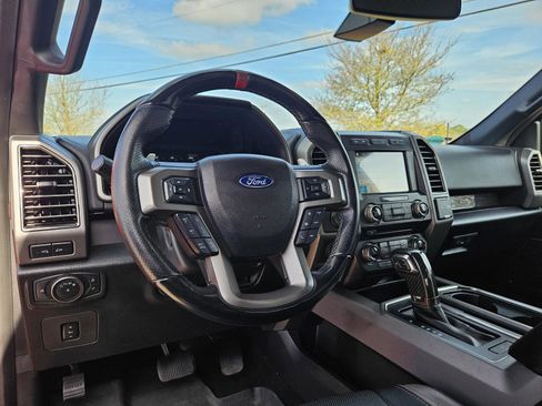 Used 2018 Ford F150 Raptor w/ Equipment Group 802A Luxury image 13