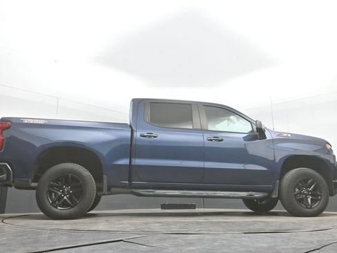 Used 2019 Chevrolet Silverado 1500 LT Trail Boss w/ Convenience Package AWD/4WD image 47