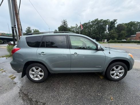 Used 2008 Toyota RAV4 Limited AWD/4WD image 10