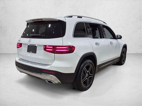 Used 2026 Mercedes-Benz GLB 250 image 5