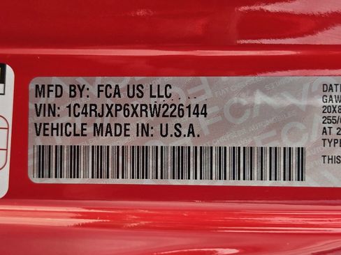 Used 2024 Jeep Wrangler Unlimited Sahara AWD/4WD image 32