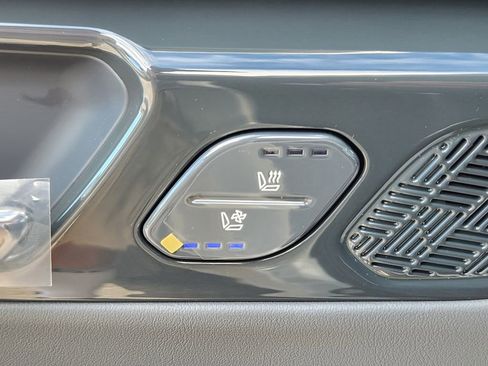 New 2026 Kia EV9 Land image 12