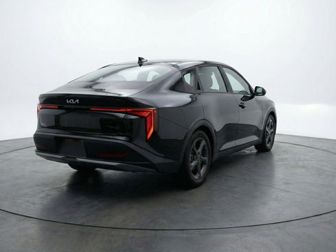 Used 2025 Kia K4 FWD image 9