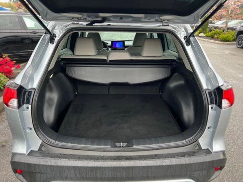Certified 2023 Toyota Corolla Cross L AWD/4WD image 10