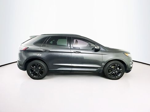 Used 2018 Ford Edge SEL w/ Equipment Group 201A FWD image 10