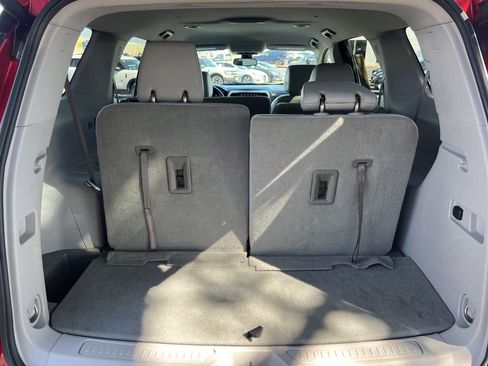 Used 2023 GMC Acadia SLT image 16