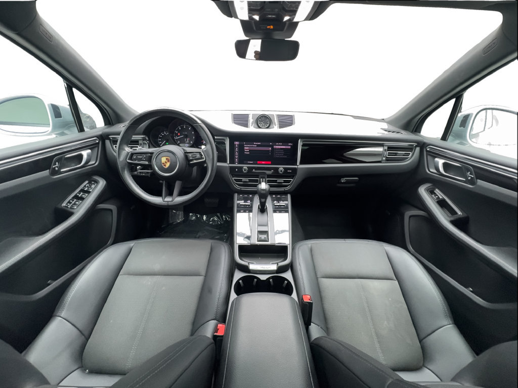 Used 2022 Porsche Macan AWD/4WD image 41