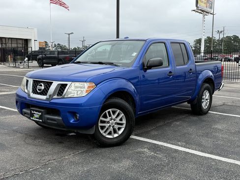 Used 2015 Nissan Frontier SV w/ SV Value Truck Package RWD image 1