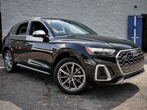 Used 2023 Audi SQ5 Premium w/ Convenience Package image 7