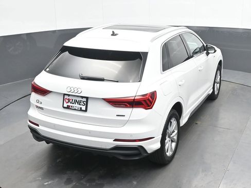 Used 2023 Audi Q3 2.0T Premium image 34