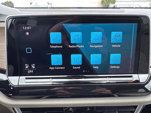 New 2026 Volkswagen Atlas SE FWD image 22