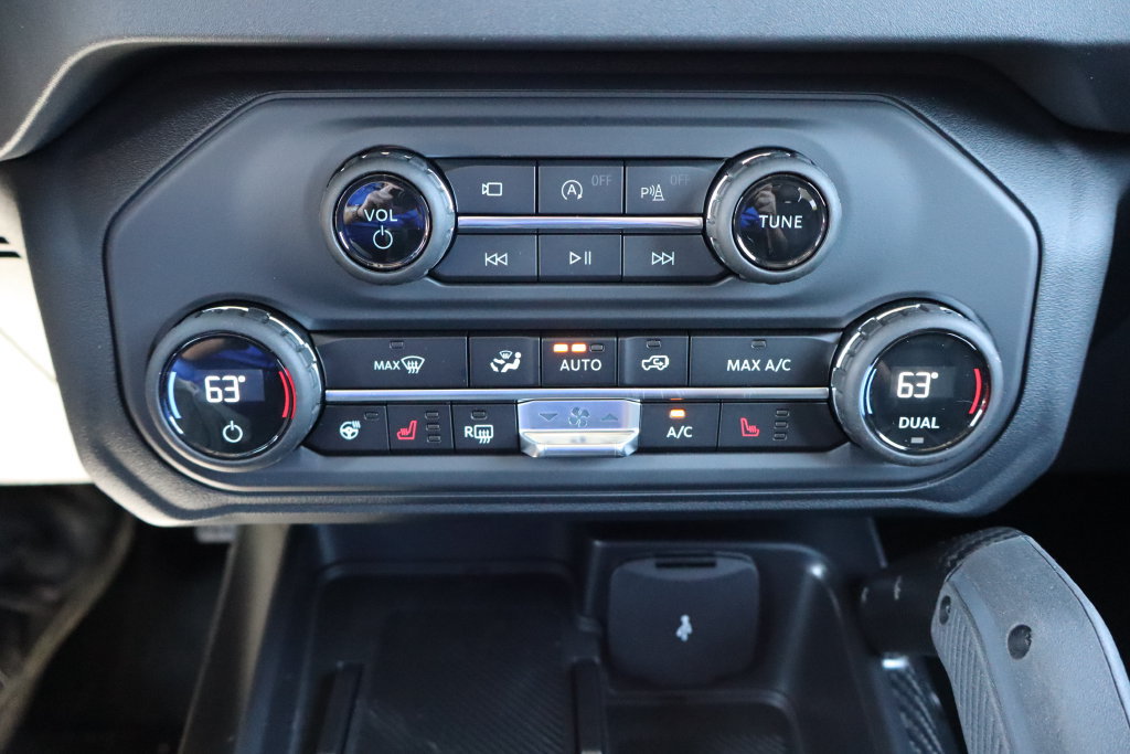 New 2026 Ford Bronco Raptor w/ Interior Carbon Fiber Pack AWD/4WD image 11