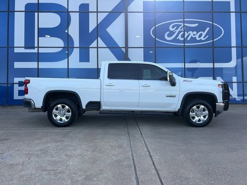 Used 2020 Chevrolet Silverado 2500 LTZ w/ LTZ Texas Edition image 8