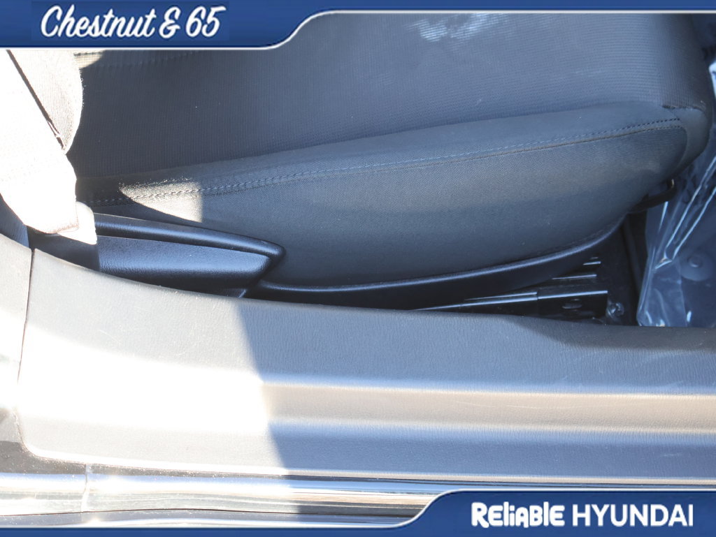 Used 2023 MAZDA MX-5 Miata Sport RWD image 10