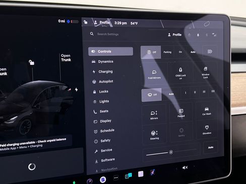 Used 2021 Tesla Model Y Long Range image 22