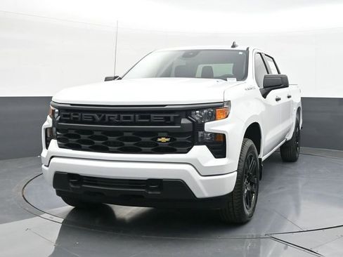 New 2026 Chevrolet Silverado 1500 Custom image 2