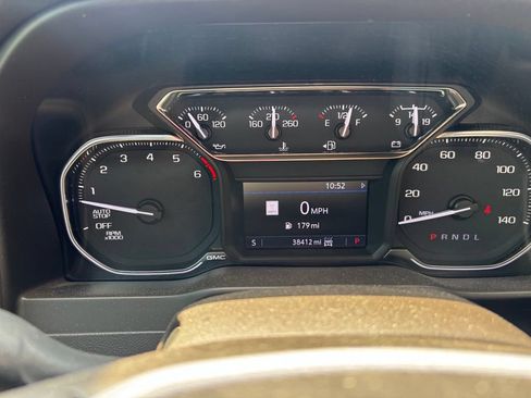 Used 2021 GMC Sierra 1500 SLT w/ SLT Premium Plus Package AWD/4WD image 29