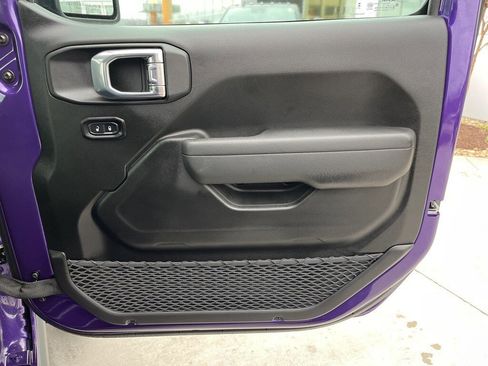 New 2026 Jeep Wrangler Unlimited Rubicon w/ Technology Group image 29