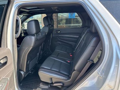 Used 2025 Dodge Durango GT image 4
