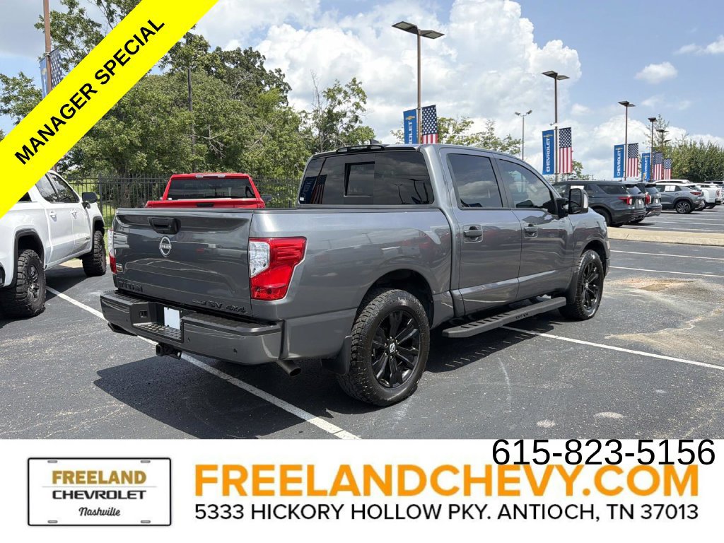 Used 2023 Nissan Titan SV w/ SV Convenience Package AWD/4WD image 3